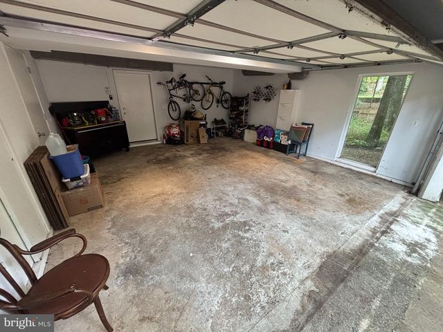 6404 MONTROSE ST, Alexandria, VA 22312