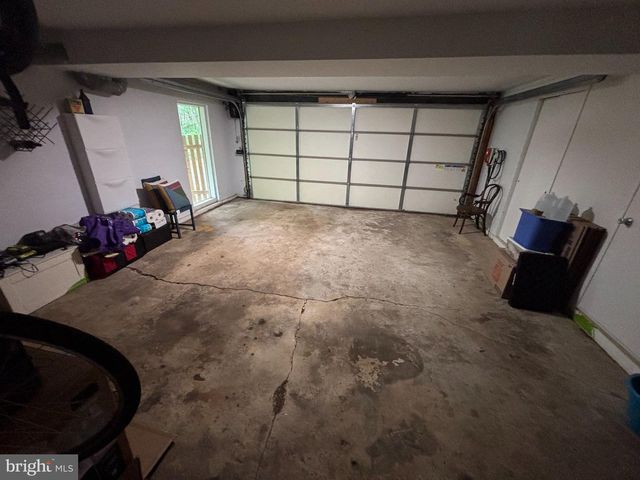 6404 MONTROSE ST, Alexandria, VA 22312