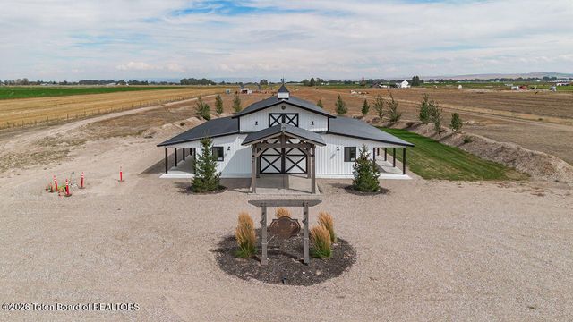 11850 E 5TH, Idaho Falls, ID 83401 property photo
