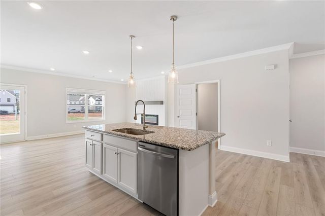 54 Avian Way, Auburn, GA 30011