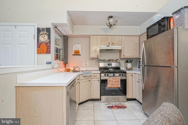 1215 TRISTRAM CIR, Mantua, NJ 08051