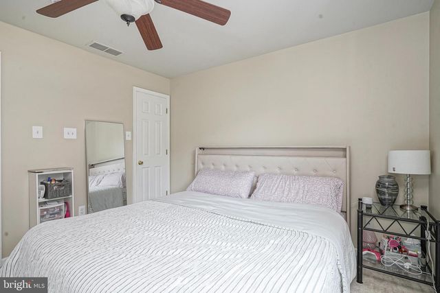 1215 TRISTRAM CIR, Mantua, NJ 08051