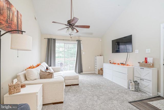 1215 TRISTRAM CIR, Mantua, NJ 08051