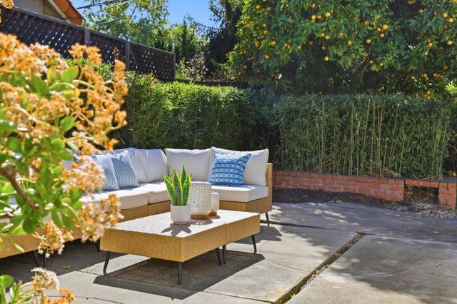 6852 Rainbow Drive, San Jose, CA 95129