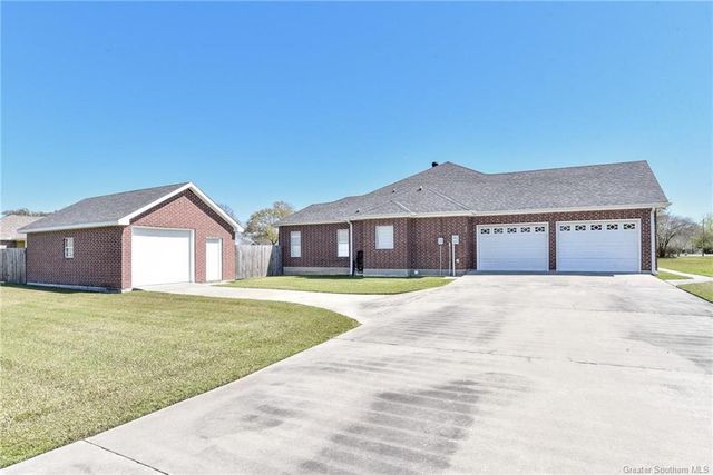 1332 Lawton Drive, Sulphur, LA 70665