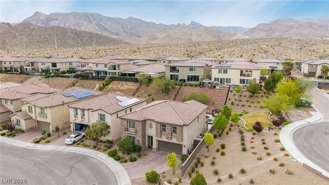 4643 Eagle Nest Peak Street, Las Vegas, NV 89129