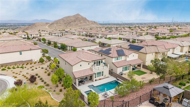4643 Eagle Nest Peak Street, Las Vegas, NV 89129