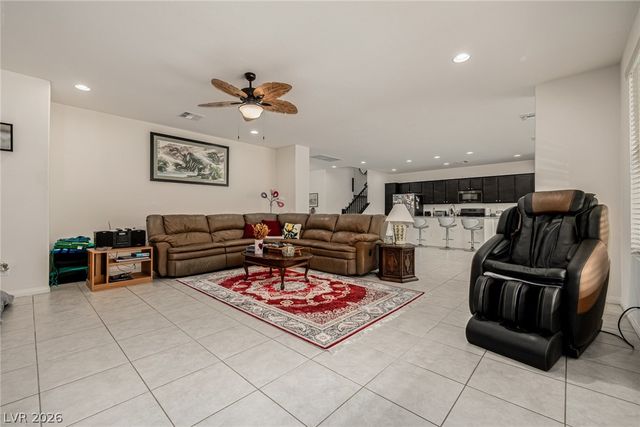 4643 Eagle Nest Peak Street, Las Vegas, NV 89129