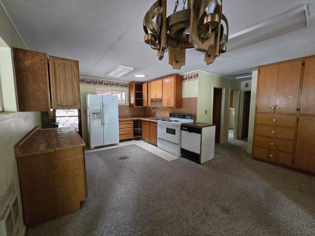 52088 W Deschutes River Road, La Pine, OR 97739