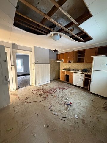 4 Glover Court, Boston, MA 02127