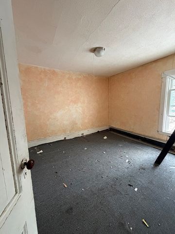 4 Glover Court, Boston, MA 02127