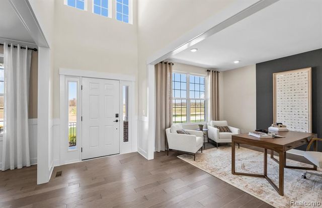 58547 Stuart Drive, South Lyon, MI 48178