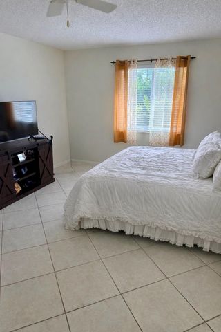 13678 Vía Flora B, Delray Beach, FL 33484