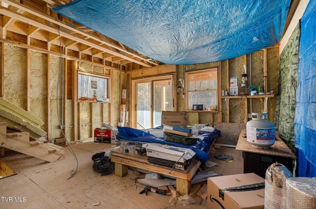 324 Allen Snyder Road, Trade, TN 37691