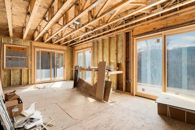 324 Allen Snyder Road, Trade, TN 37691