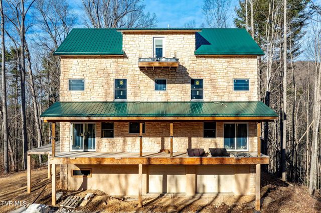 324 Allen Snyder Road, Trade, TN 37691