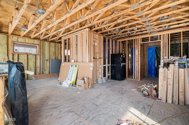 324 Allen Snyder Road, Trade, TN 37691