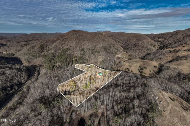 324 Allen Snyder Road, Trade, TN 37691