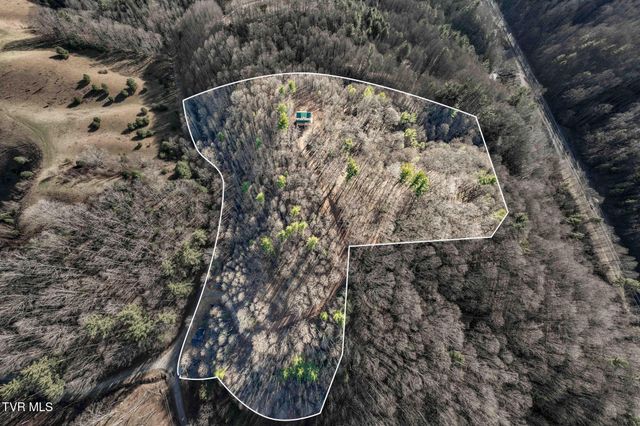 324 Allen Snyder Road, Trade, TN 37691