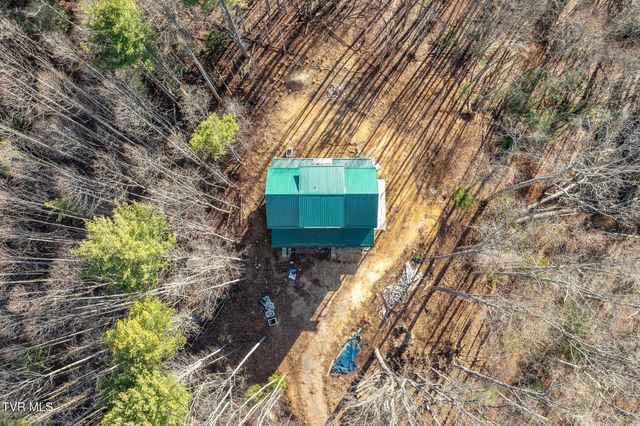 324 Allen Snyder Road, Trade, TN 37691