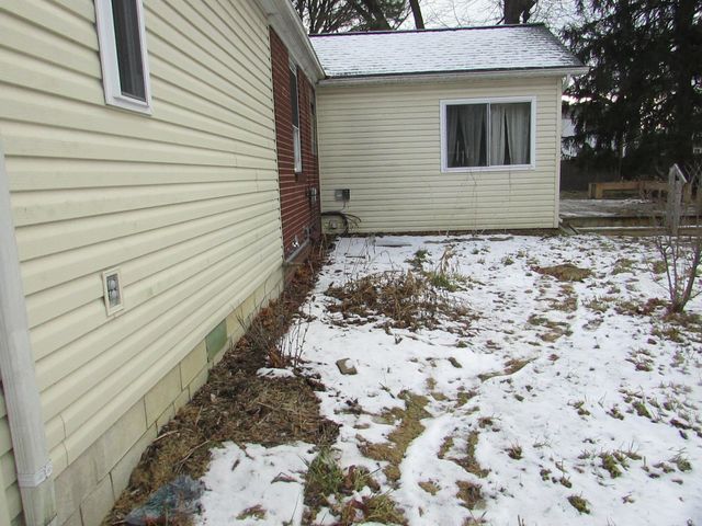 434 Chalmers Street, Flint, MI 48503