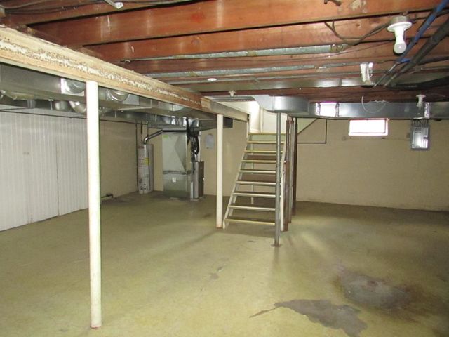 434 Chalmers Street, Flint, MI 48503