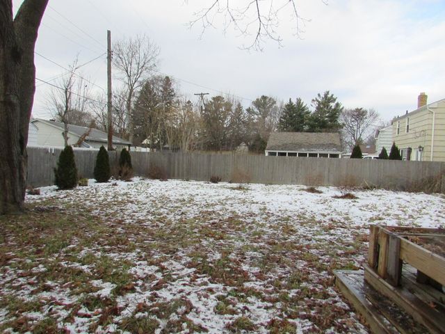 434 Chalmers Street, Flint, MI 48503