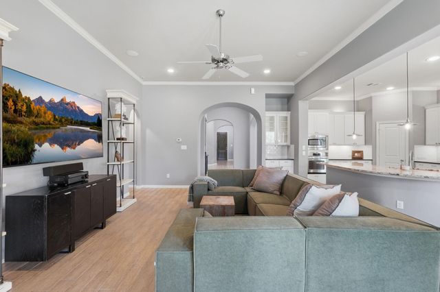 111 Riverbend Way, Montgomery, TX 77316