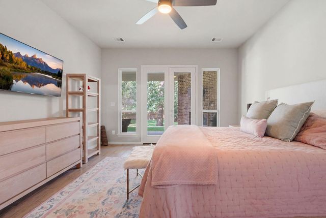 111 Riverbend Way, Montgomery, TX 77316