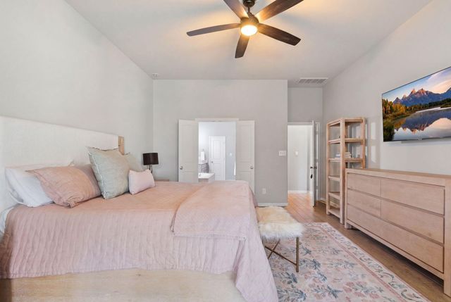 111 Riverbend Way, Montgomery, TX 77316