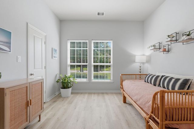 111 Riverbend Way, Montgomery, TX 77316