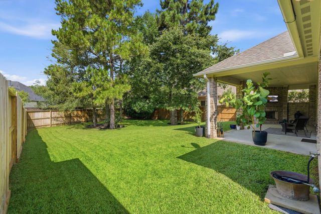 111 Riverbend Way, Montgomery, TX 77316