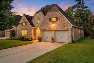111 Riverbend Way, Montgomery, TX 77316