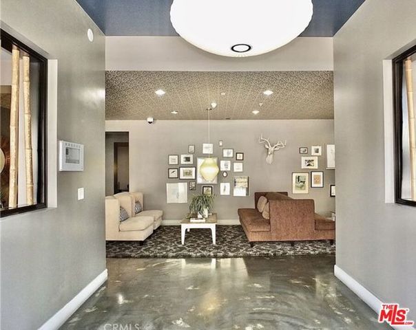 300 E 4th Street 208, Long Beach, CA 90802