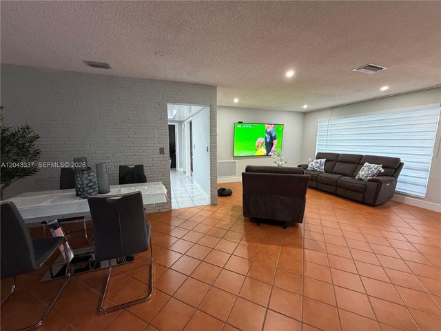 7140 Grandview Boulevard, Miramar, FL 33023