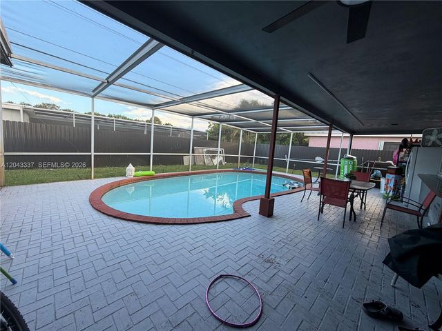 7140 Grandview Boulevard, Miramar, FL 33023