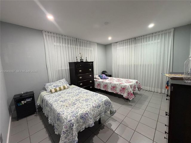 7140 Grandview Boulevard, Miramar, FL 33023