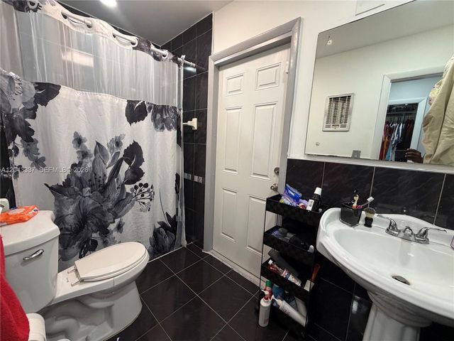 7140 Grandview Boulevard, Miramar, FL 33023