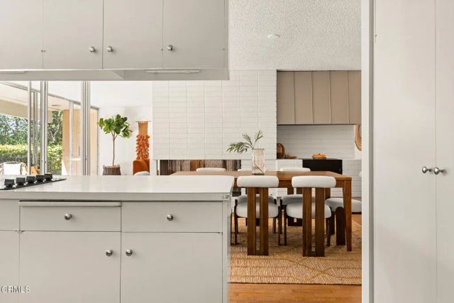 5511 Vista Canada Place, La Canada Flintridge, CA 91011