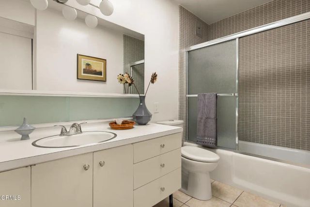 5511 Vista Canada Place, La Canada Flintridge, CA 91011