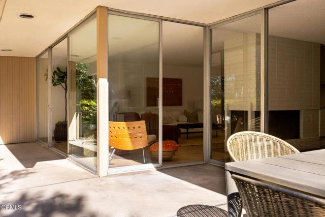 5511 Vista Canada Place, La Canada Flintridge, CA 91011