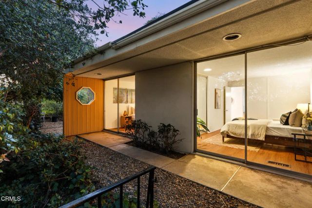 5511 Vista Canada Place, La Canada Flintridge, CA 91011