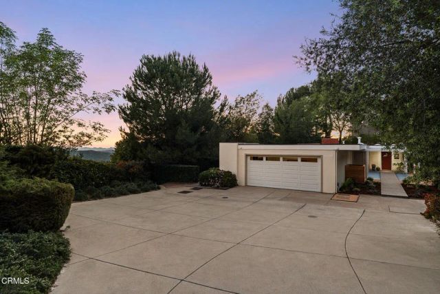 5511 Vista Canada Place, La Canada Flintridge, CA 91011