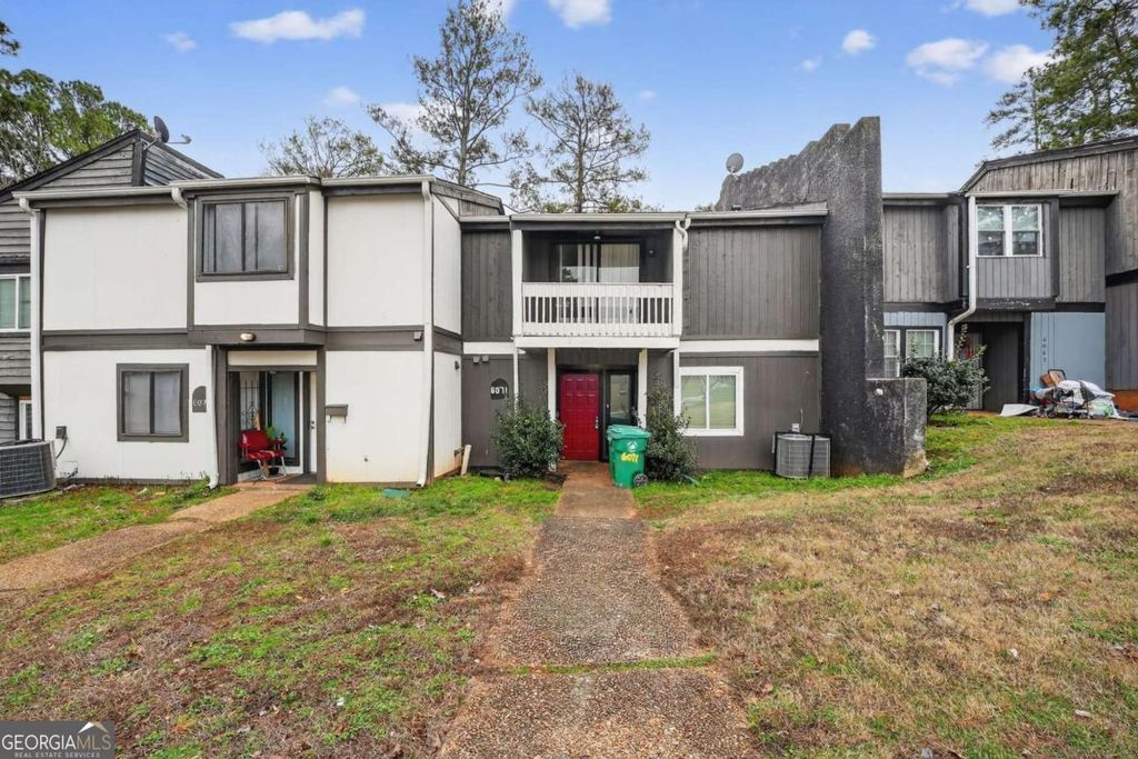 6071 Regent Manor, Lithonia, GA 30058