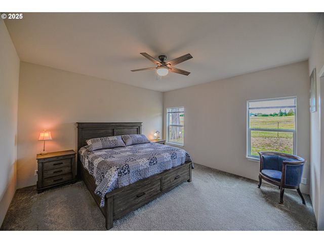 76171 DELENA MAYGER Rd, Rainier, OR 97048