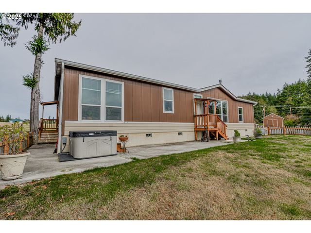 76171 DELENA MAYGER Rd, Rainier, OR 97048