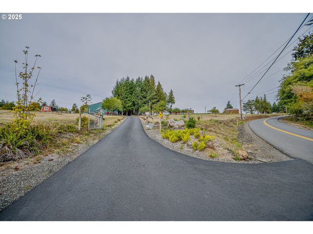 76171 DELENA MAYGER Rd, Rainier, OR 97048