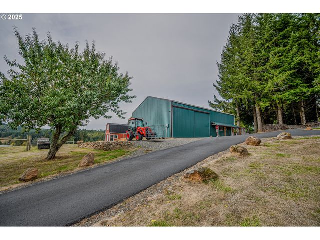 76171 DELENA MAYGER Rd, Rainier, OR 97048