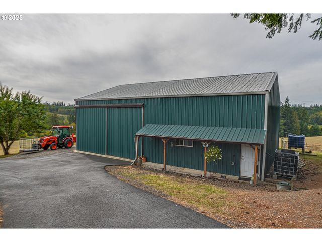 76171 DELENA MAYGER Rd, Rainier, OR 97048