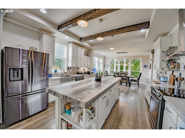 76171 DELENA MAYGER Rd, Rainier, OR 97048